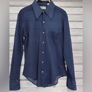 Marlboro women’s Button Down Shirt Size M Long Sleeve